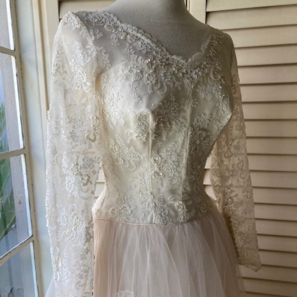 1950's "Arden of Campus Bridal" Wedding Gown - Picture 1 of 16